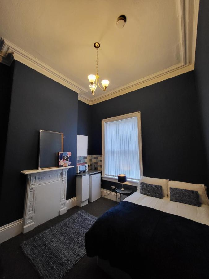 Large Digbeth Double Room Shared Bathroom Birmingham Esterno foto